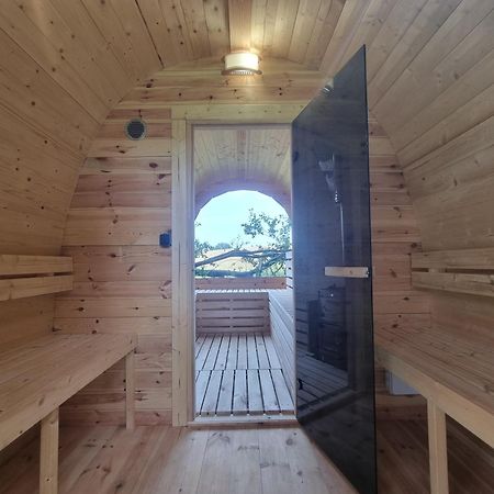 Loft Apartment Mit Grosser Badewanne B Mugeln Esterno foto